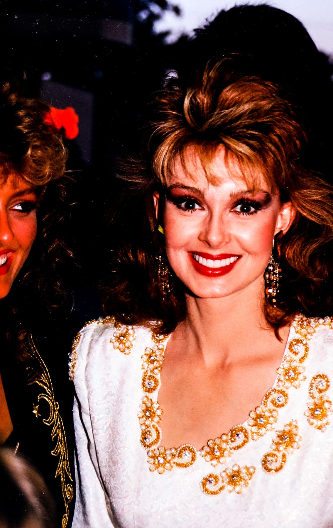 Hosting the Academy of Country Music Awards