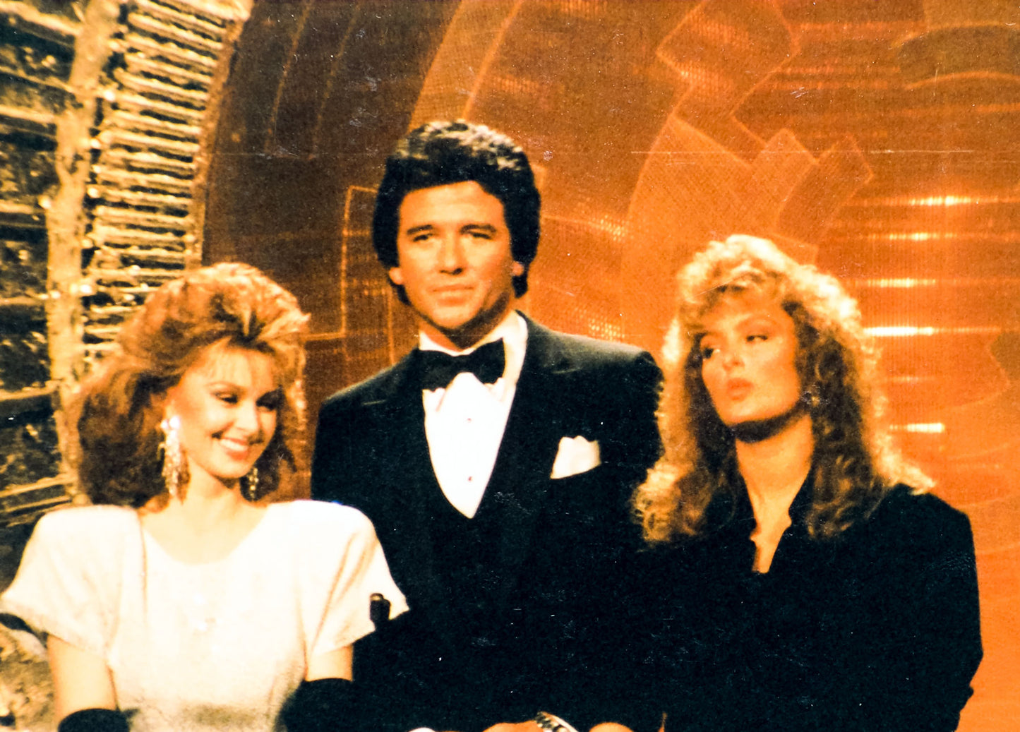 Hosting the Academy of Country Music Awards