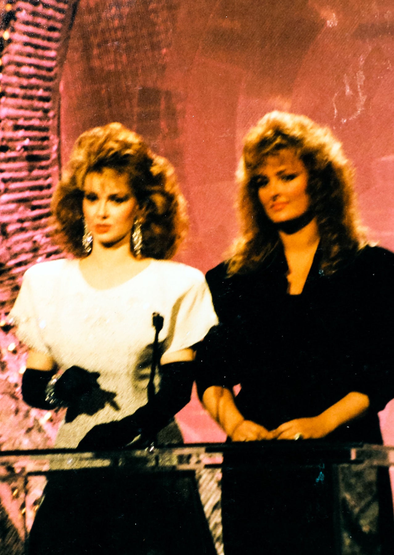 Hosting the Academy of Country Music Awards