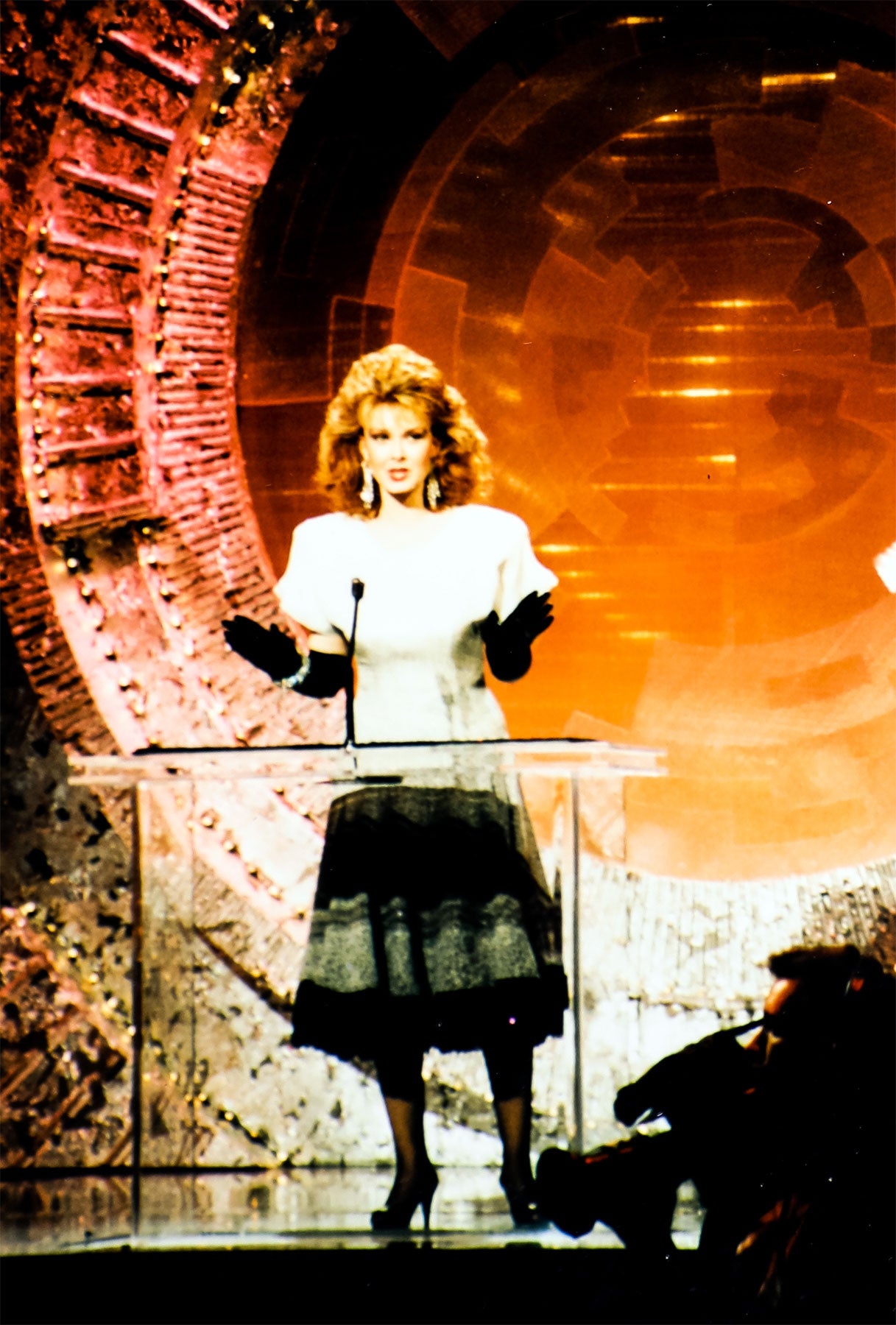 Hosting the Academy of Country Music Awards